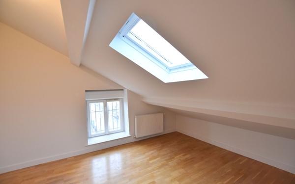 Appartement à vendre    4 pièces • 75,66 m2 Tassin-la-Demi-Lune