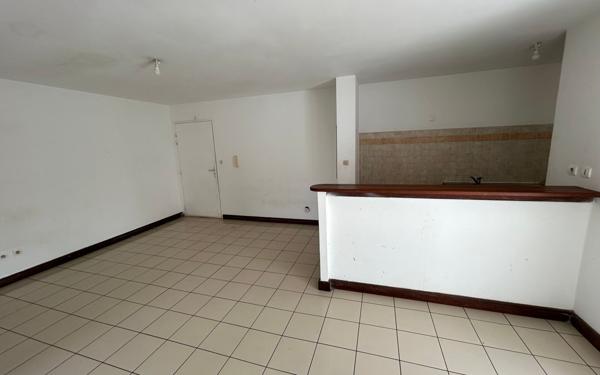 Appartement à vendre    3 pièces •  Saint-Pierre