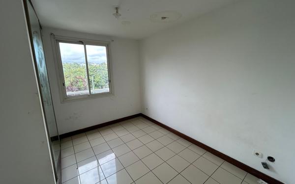 Appartement à vendre    3 pièces •  Saint-Pierre