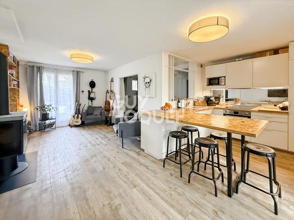 Charmante Maison à Vendre à PRESLES EN BRIE - 4 Chambres et Grand Terrain !