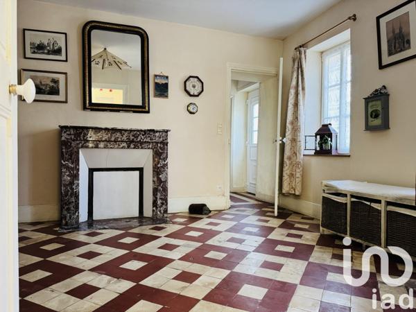 Maison 8 pièces de 215 m² à Bayeux (14400)