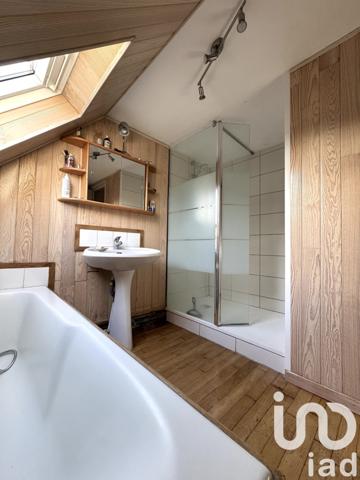 Maison 8 pièces de 215 m² à Bayeux (14400)