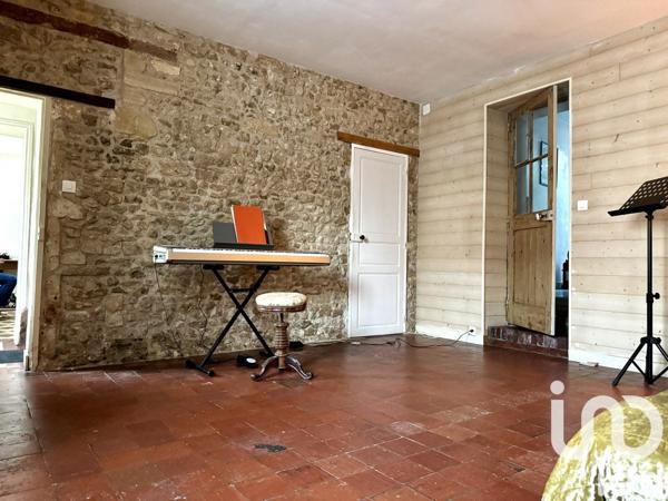 Maison 8 pièces de 215 m² à Bayeux (14400)