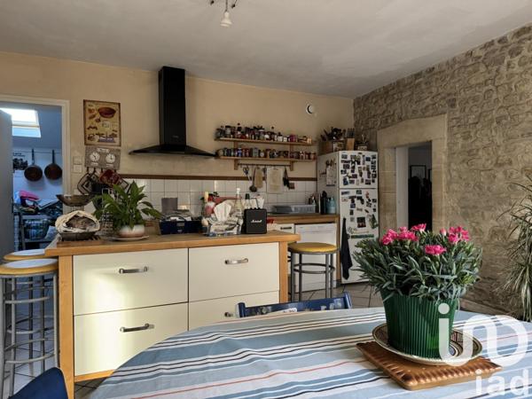 Maison 8 pièces de 215 m² à Bayeux (14400)
