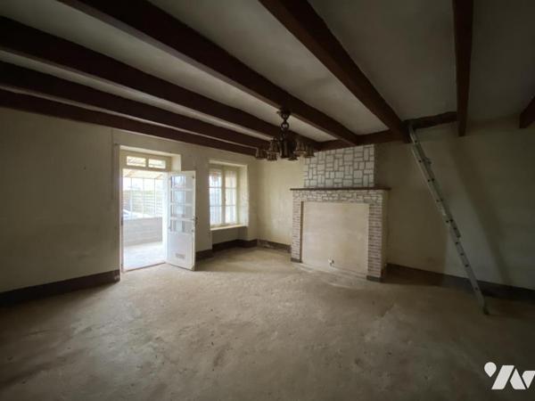 BOUZILLE - Maison à rénover - Bourg