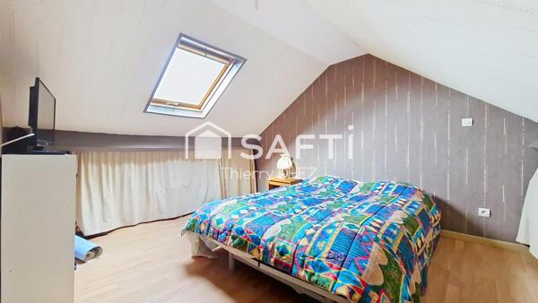 Charmante semi-Flamande de 111m² lumineuse et sans travaux. Jardin, garage et stationnement privatif. DPE B