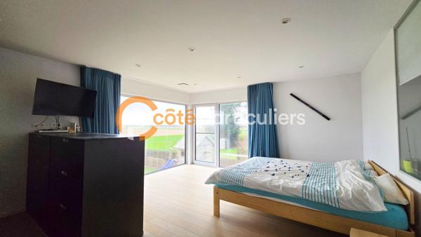 Vente Maison240 m² - 7 Pièces - CAMPHIN EN PEVELE (59780)