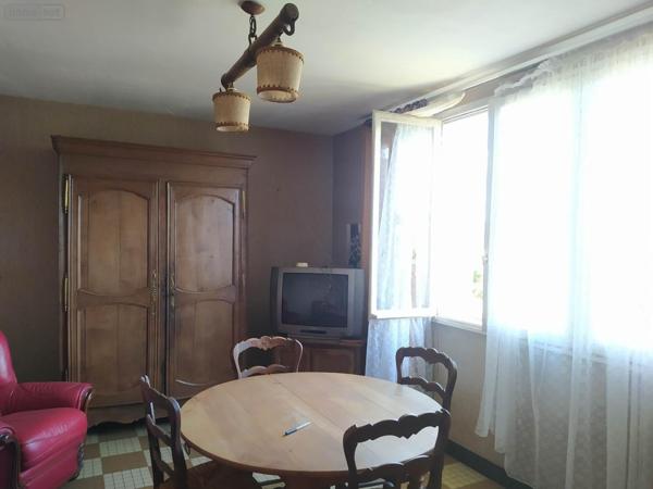 Maison à vendre à Tinchebray Bocage dans l'Orne (61800), ref : V7TY