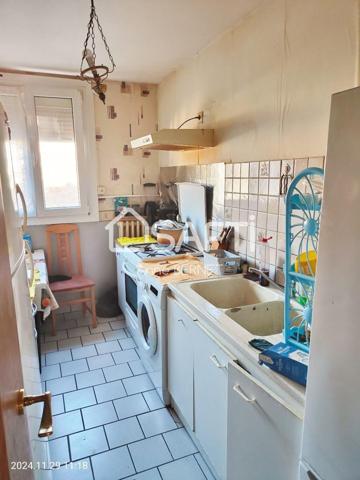 Prix attractif pour cet appartement à rafraichir