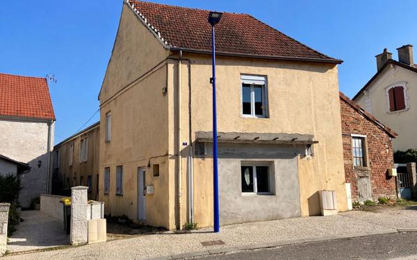 Immeuble à vendre    7 pièces •  Blanzy