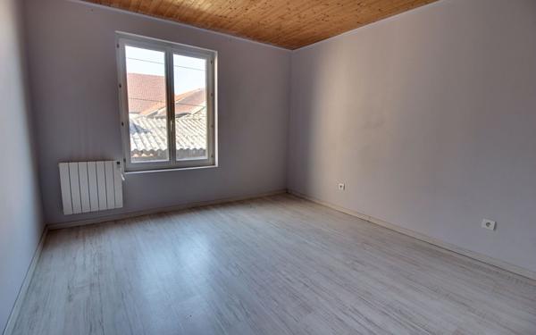 Immeuble à vendre    7 pièces •  Blanzy