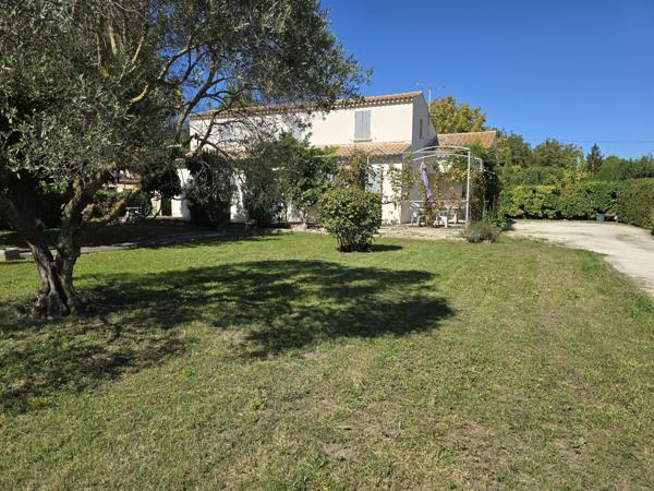 Maison familiale au calme dans une impasse