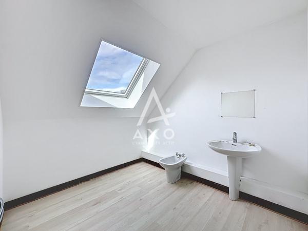 GRANDE VILLA FAMILIALE À LA LOUPE  5 CHAMBRES  SOUS-SOL TOTAL  TERRAIN DE 1650 M²