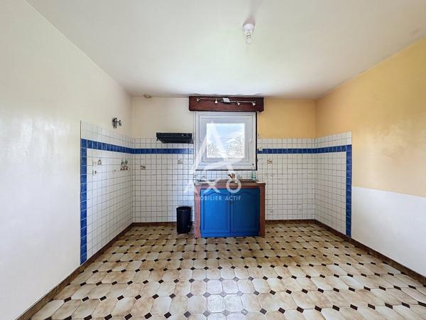 GRANDE VILLA FAMILIALE À LA LOUPE  5 CHAMBRES  SOUS-SOL TOTAL  TERRAIN DE 1650 M²