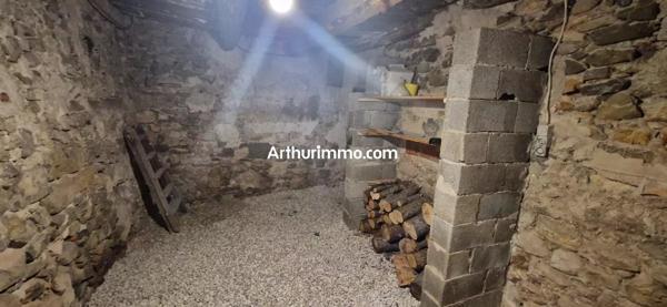 Vente Maison de village 5 pièces 96 m2 à Figanières