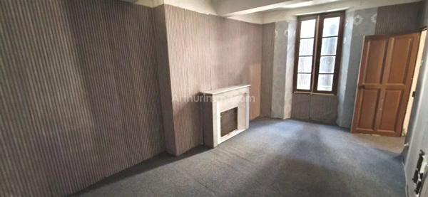 Vente Maison de village 5 pièces 96 m2 à Figanières