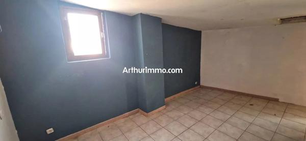 Vente Maison de village 5 pièces 96 m2 à Figanières