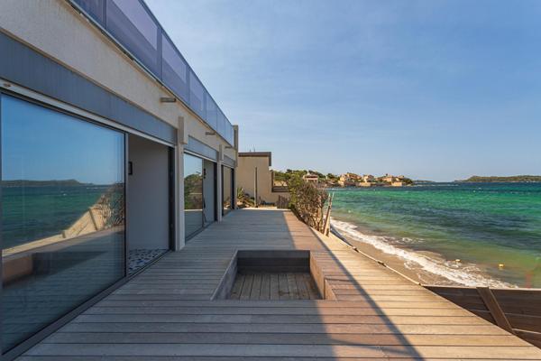 Maison californienne en Bord de mer