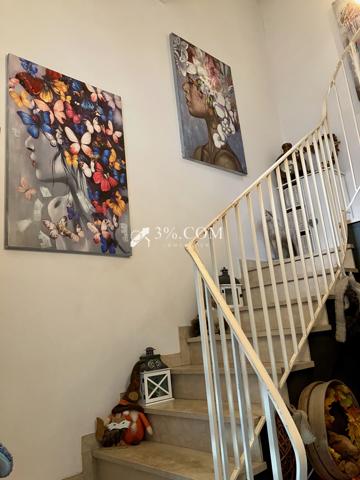 Maison 8 pièce(s) 2 chambre(s) 225 m²