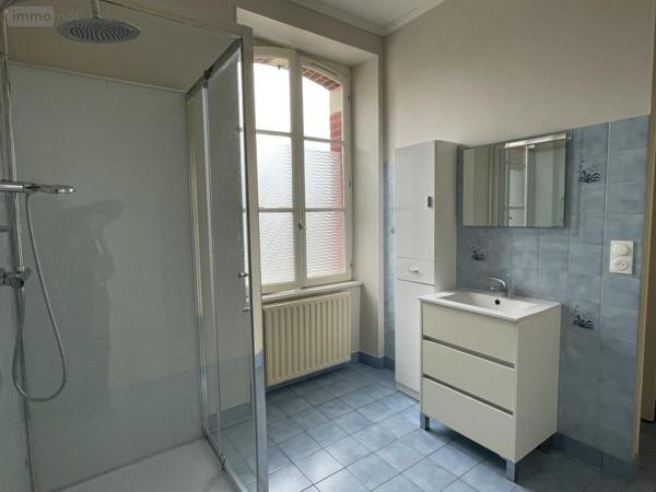 Maison à louer à Saint-Jouan-des-Guérets en Ille-et-Vilaine (35430), ref : 35104-L115