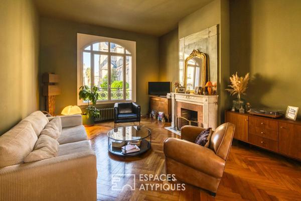 Appartement de charme avec cour privative en centre-ville