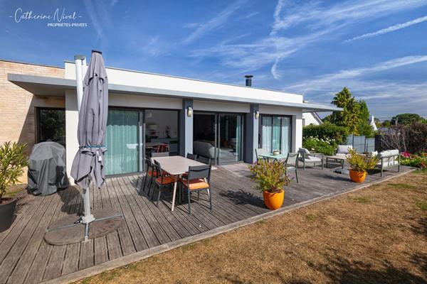 La Baule , Maison, vie de plain-pied , 153 M2, 3 chambres, SPA, garage, jardin