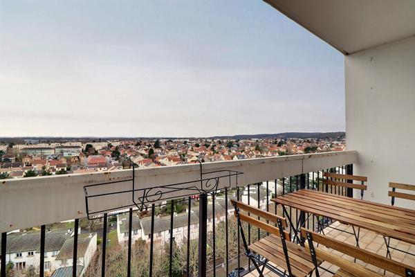 Appartement F5 à Taverny + CAVE + PLACE DE PARKING