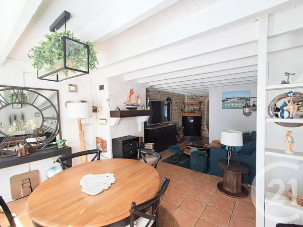 Maison à vendre  5 pièces - 98,16 m 2   TALMONT ST HILAIRE  - 85