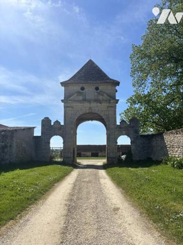 À Vendre – Propriété de Charme sur 35 Hectares