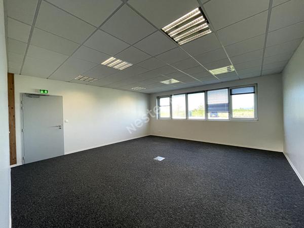 Morhange :Local toutes activités 476m²