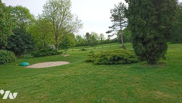 AUGE, pavillon d'architecte de 363 m²habitable sur 7 810 m² de terrain