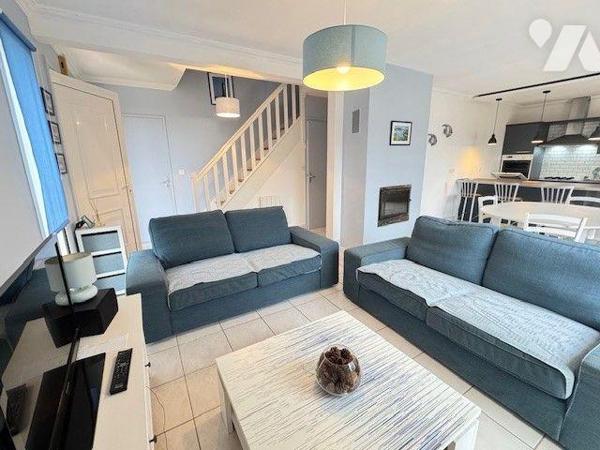 A vendre MAISON à MOËLAN-SUR-MER (29)

À 500 mètres de la plage, jolie maison contemporaine d...