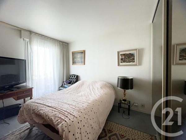 Appartement F4 à vendre  4 pièces - 100,08 m2 COURBEVOIE - 92