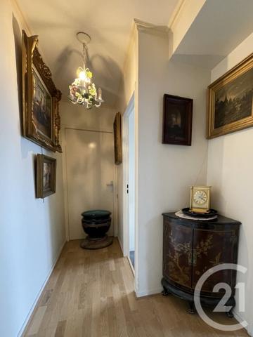 Appartement F4 à vendre  4 pièces - 100,08 m2 COURBEVOIE - 92