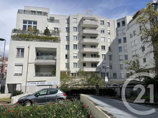 Appartement F4 à vendre  4 pièces - 100,08 m2 COURBEVOIE - 92