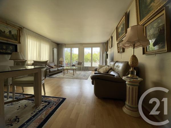 Appartement F4 à vendre  4 pièces - 100,08 m2 COURBEVOIE - 92