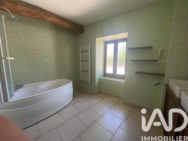 Maison à vendre 4 pièces 156,7 m² Nieul