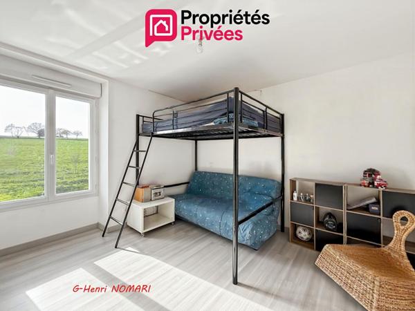 Maison à Pouancé Ombree D Anjou 6 pièce(s) 140 m2 - 4 Chambres