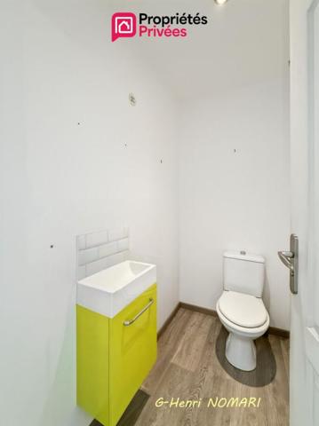 Maison à Pouancé Ombree D Anjou 6 pièce(s) 140 m2 - 4 Chambres