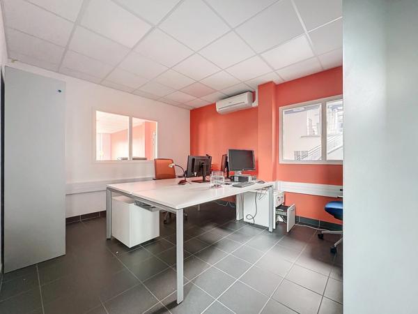 Local/bureau à louer PARCAY MESLAY (37)