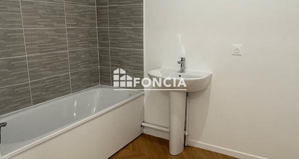Location Appartement 3 pièces 59.25 m² - Le Mée-sur-seine 77350