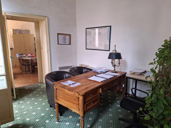 Vente                                                      Appartement
                        
                     3 pièces                      48 m2                     à Perpignan