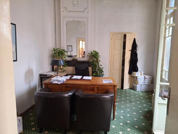 Vente                                                      Appartement
                        
                     3 pièces                      48 m2                     à Perpignan