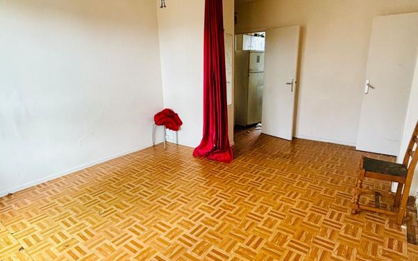 Appartement à vendre    3 pièces • 55 m2 Garges-lès-Gonesse