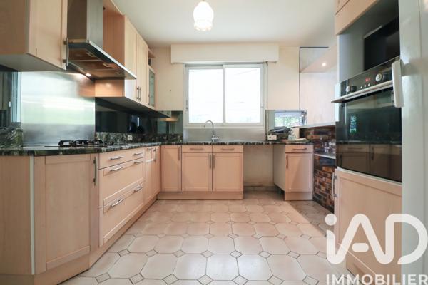 Maison à vendre 6 pièces 154 m² Sautron