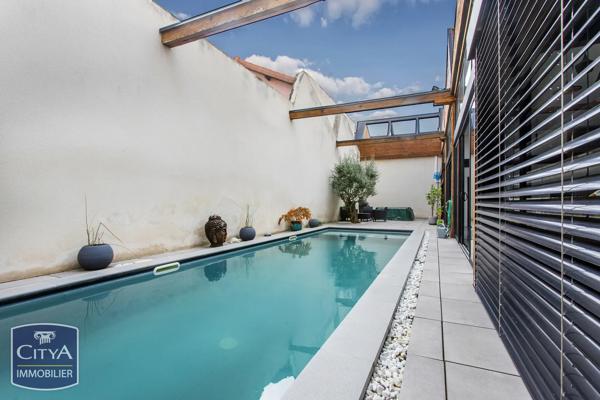 Maison à vendre 5 pièces 240m² Roanne (42300)