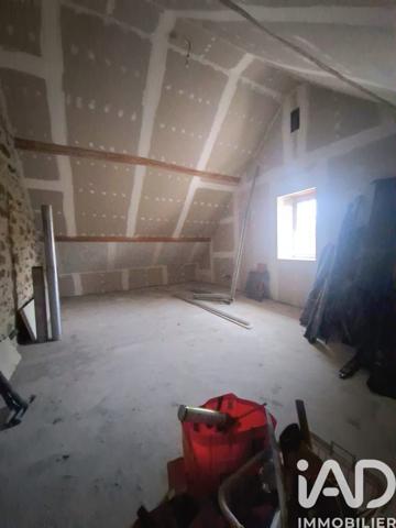 Maison à vendre 5 pièces 250 m² Saint-Amand-en-Puisaye