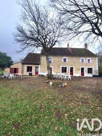 Maison à vendre 5 pièces 250 m² Saint-Amand-en-Puisaye