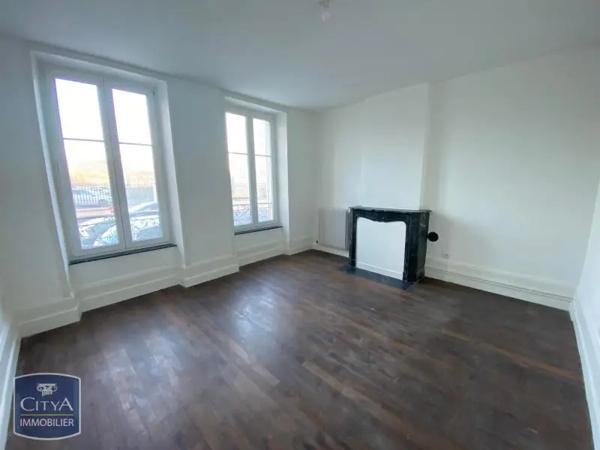 Appartement à louer 1 pièce 45.68m²