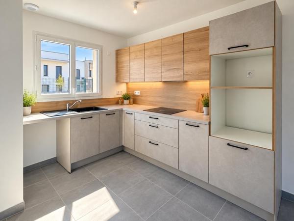 Maison
         4 pièces
        - 85 m² Exclusivité 255 000 € *